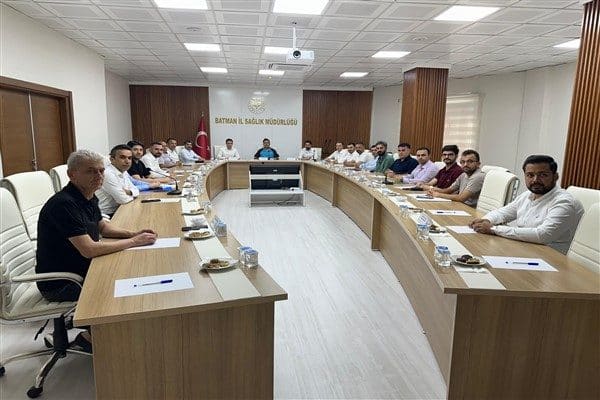İl Sağlık Müdürü Uzm. Dr. Murat Solmaz başkanlığında düzenlenen toplantıda,