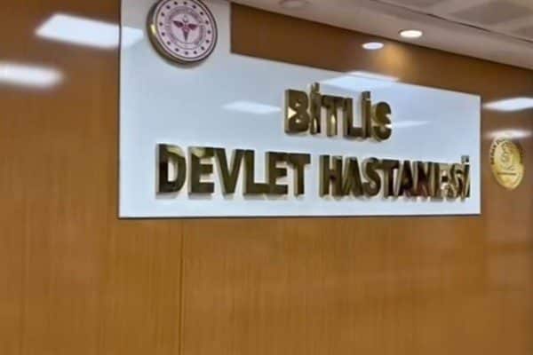 İl Sağlık Müdürü Uzm. Dr. Gökhan Güzeltaş, ilgili hastaneleri ziyaret