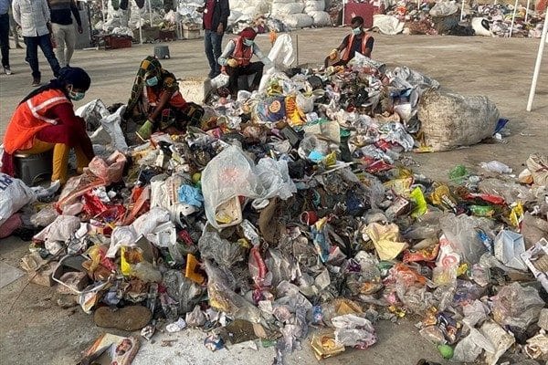 Görüşmelerdeki son aksaklık, İsviçre'nin Cenevre kentindeki Milletler Sarayı'nda düzenlenen on