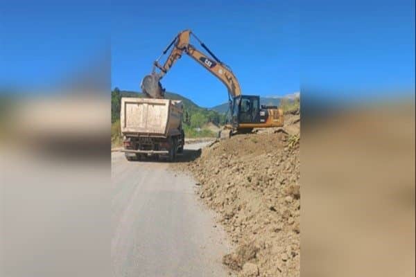 Ulaşım Dairesi Başkanlığı ekipleri tarafından Keles’te Avdan, Basak, Epçeler ve