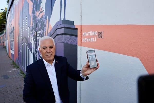 Bursa Büyükşehir Belediyesi tarafından, kent estetiğini artırmaya ve turizme katkı