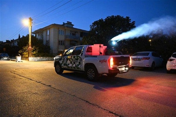 Daha sağlıklı bir çevre hedefiyle çalışmalarını sürdüren Bursa Büyükşehir Belediyesi,