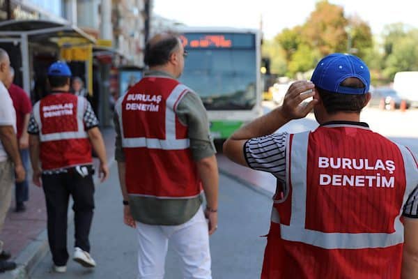 Bursa Büyükşehir Belediyesi ekipleri , günlük 800 bin den fazla