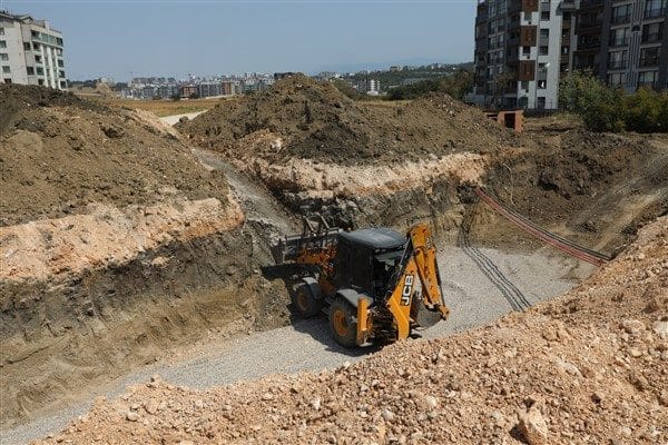 Büyükşehir Belediyesi, ilçelerde sürdürdüğü altyapı çalışmaları kapsamında, Nilüfer ilçesi Balkan