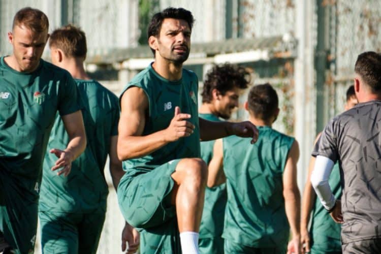 Bursaspor, TFF 2. Lig'in 2. haftasında sahasında ağırlayacağı 1461 Trabzon