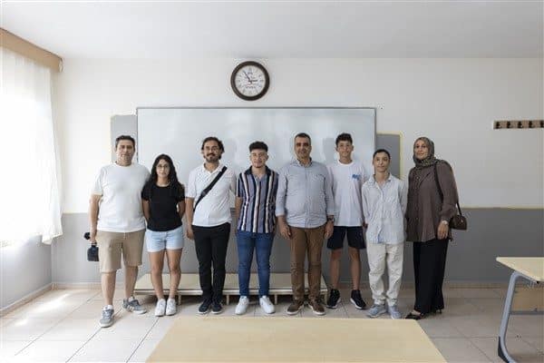 Mersin genelinde 32 noktada hizmet veren Büyükşehir’in kurs merkezlerinden 21’i