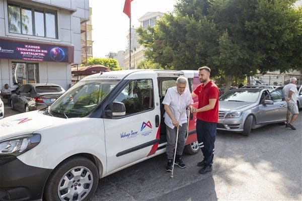 Mersin Büyükşehir Belediyesi, 2021 yılında hayata geçirilen ‘Onkoloji Hasta Servis