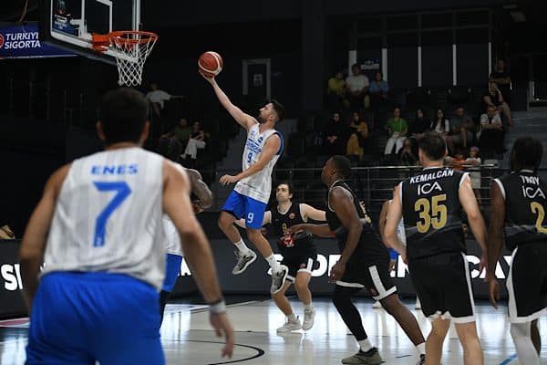 Yaklaşan 2025-2026 sezonu öncesinde hazırlıklarını sürdüren Çayırova Belediyesi Basketbol Takımı,