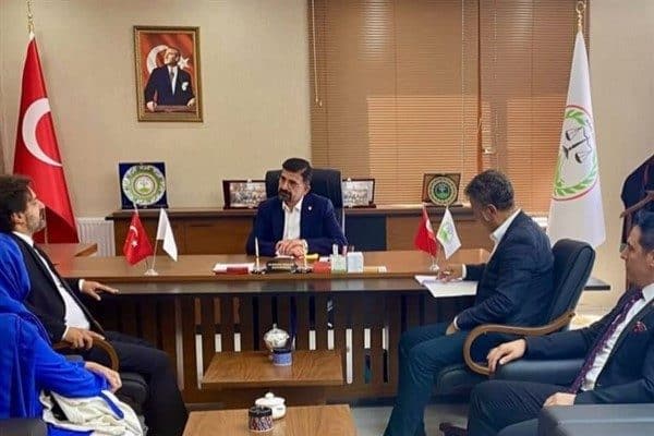 Ziyaret kapsamında; Türkiye’nin demokratikleşme süreci, yeni anayasa tartışmaları, hukuk devleti