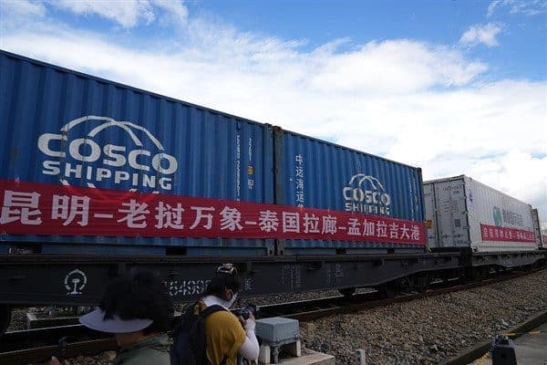 Çin-Laos Demiryolu’yla yılın ilk 7 ayında 3,43 milyon tonluk yük