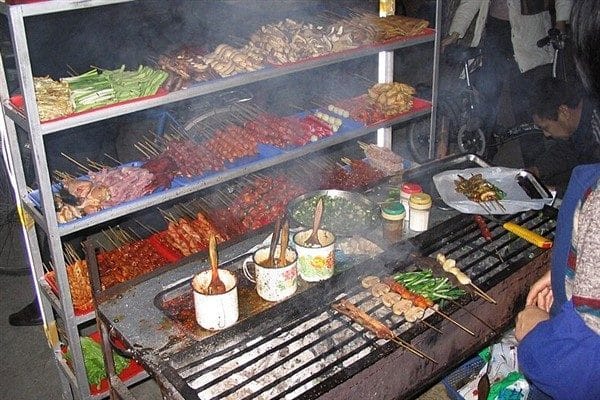 Gazete daha önce, Hunan Eyaletindeki Yueyang Açık Üniversitesi'nin, Yueyang Şehir