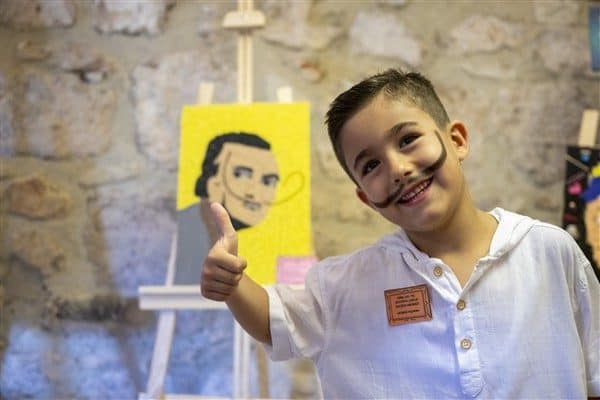 Mersin Büyükşehir Belediyesi Kadın ve Aile Hizmetleri Dairesi Başkanlığı’na bağlı