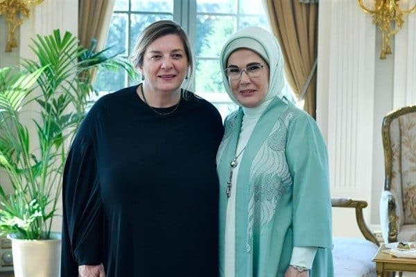 Cumhurbaşkanı Recep Tayyip Erdoğan'ın eşi Emine Erdoğan, Gürcistan Cumhurbaşkanı Mikheil