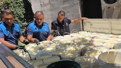 Eyyübiye Belediyesi Zabıta Müdürlüğü ekipleri, ruhsatsız bir süt ürünleri imalathanesine