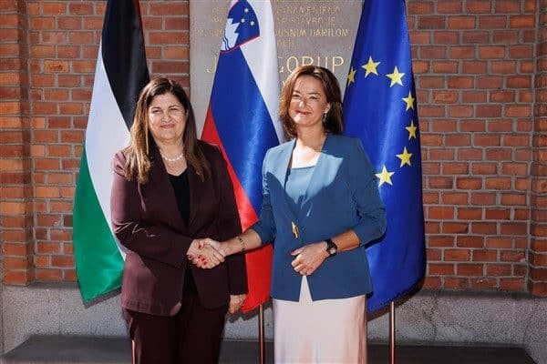 İki taraf, Filistin ve Orta Doğu bölgesindeki duruma odaklandı.  İki