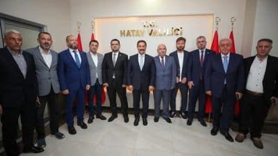 Hatay Valisi Mustafa Masatlı’nın başkanlığında düzenlenen toplantıya Halep Ticaret Odası