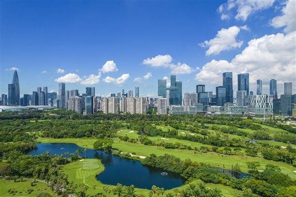 İngiliz ekonomist ve Londra Ekonomi ile eski Ticaret Politikası Ajansı