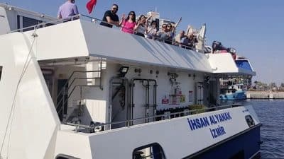 İzmir Büyükşehir Belediyesi’nin denizcilik işletmesi İZDENİZ AŞ, yaz sezonu boyunca Ege’nin