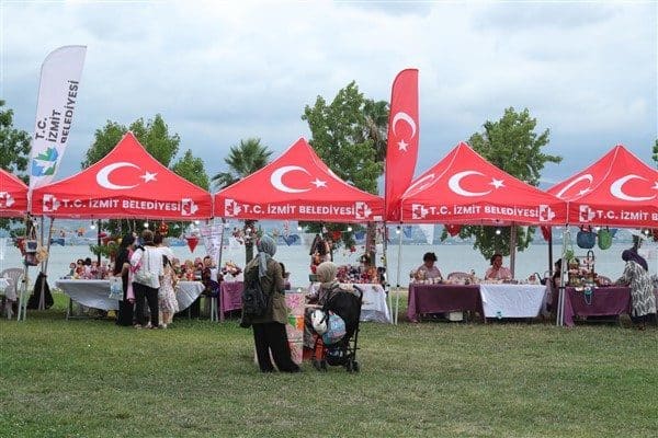 Kadın ve Çocuk Festivali, Seka Park Uçurtma Tepesi’nde coşkuyla başladı.