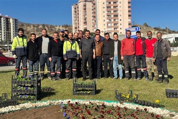 Belediyeden yapılan açıklamada ekonomik gelişmeleri yakından takip ederek çalışanların refahını