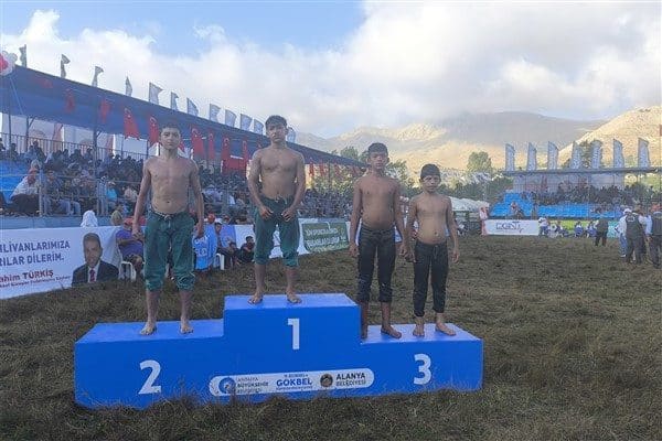 Alanya Belediyesi tarafından düzenlenen 19. Geleneksel Gökbel Yağlı Pehlivan Güreşleri