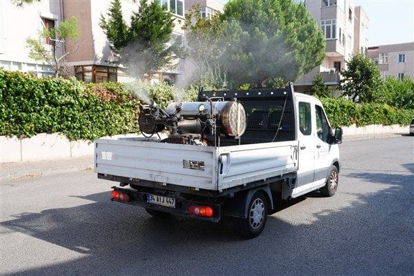 Ekipler, insan sağlığını önceleyen ve çevreye zarar vermeyen biyosidal ürünlerle