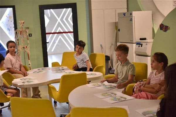 Kepez Belediyesi’nin eğitime ve bilime verdiği destek kapsamında Dokumapark Antalya
