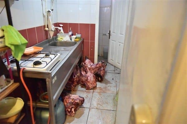 Kepez Belediyesi, vatandaşın sağlığını korumaya yönelik denetimlerine ara vermeden devam