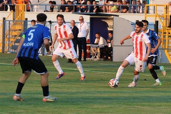 Kepezspor Futbol A.Ş, ligin ikinci haftasında sahasında Karaman FK ile