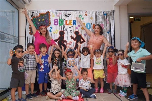 Bu kapsamda Konyaaltı Belediyesi Kreş ve Gündüz Bakımevleri’nde, çocuklara uzman