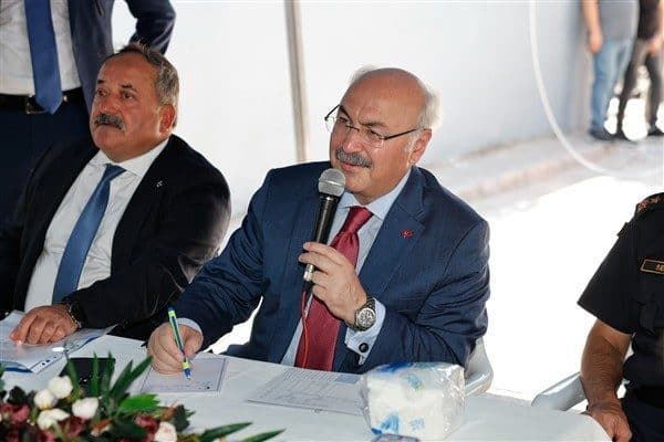 Adana Valisi Yavuz Selim Köşger, ilçe ziyaretlerine devam ediyor. Vali