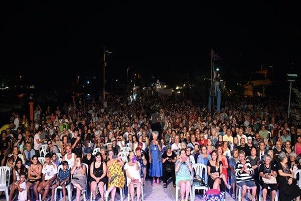 Aydın Büyükşehir Belediye Başkanı Özlem Çerçioğlu’nun öncülüğünde düzenlenen “Yaz Konserleri”