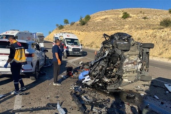 Valilikten yapılan açıklamada saat 17.00 sıralarında, Darende istikametinden Malatya istikametine