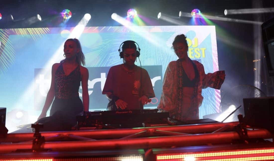Marmaris Halk Plajı’nda 13 Ağustos’ta başlayan Marmaris DJ Festivali, ikinci