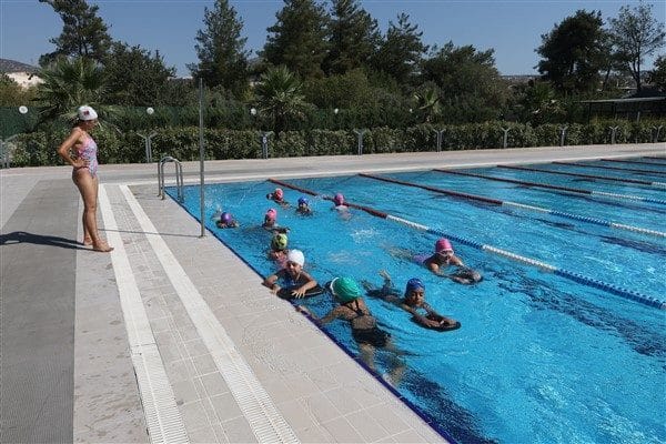 Muğla Büyükşehir Belediyesi’ne ait Yatağan Hasan Haşmet Işık Yüzme Havuzu