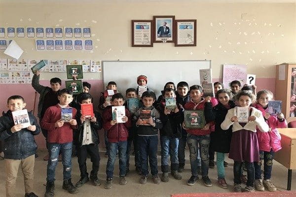 Dünya Kitapseverler Günü’nü kutlayan Türkiye’nin en sevilen peynir markalarından Muratbey,
