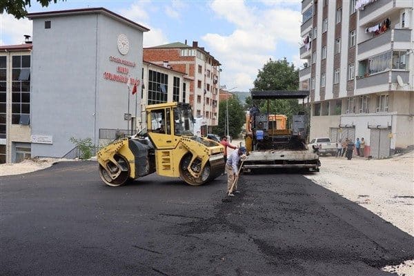 Bu kapsamda Kumru’da çalışan Ordu Büyükşehir Belediyesi ekipleri, etap etap