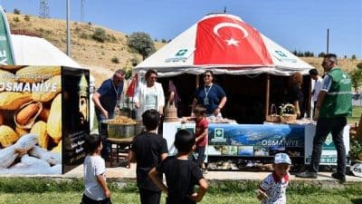 Osmaniye Belediyesi’nce Türkiye Cumhuriyeti Cumhurbaşkanlığı himayelerinde Okçular Vakfı tarafından düzenlenen