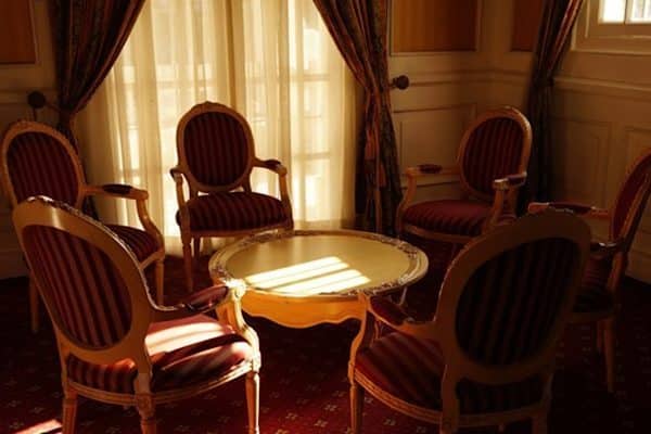 Özbekistan Dışişleri Bakanı Saidov, Ukrayna’nın Özbekistan Büyükelçisi Mykola Doroshenko ile