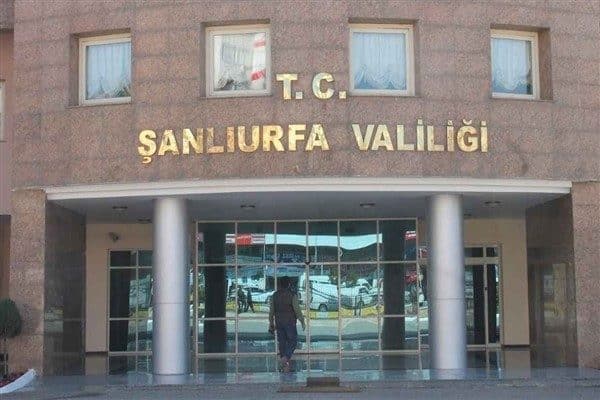 Şanlıurfa Valiliği, Şanlıurfa Eğitim ve Araştırma Hastanesi’nde görevli bir doktorla