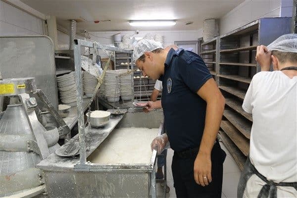 Gerçekleştirilen denetimlerde mevzuata aykırı durum tespit edilen işletmelere gerekli uyarılar