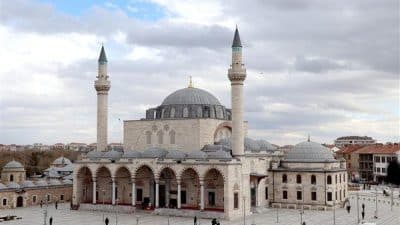 Aile ve Sosyal Hizmetler Bakanı Mahinur Özdemir Göktaş, yayımladı mesajda "Hazine
