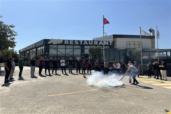Çayırova Belediyesi Arama Kurtarma Timi (ÇAK-TİM) ve Çayırova Belediyesi İş