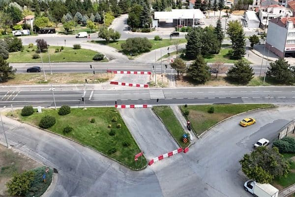 Eskişehir Emniyet Müdürlüğü’nün talebi doğrultusunda, Tepebaşı Kavşağı’nın kapatılması uygulaması UKOME