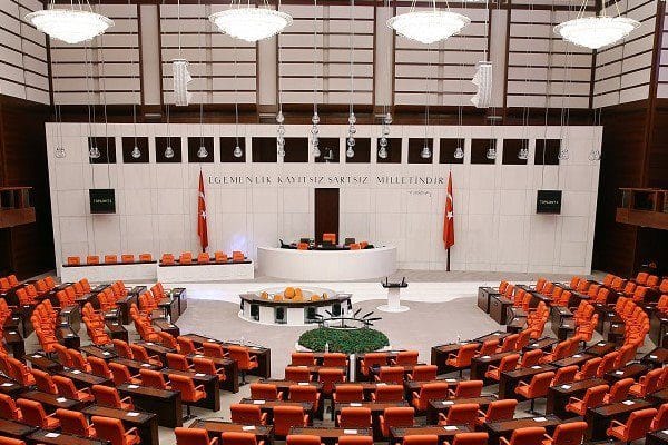 TBMM’den yapılan açıklamaya göre, "Terörsüz Türkiye" hedefi doğrultusunda kurulacak komisyon