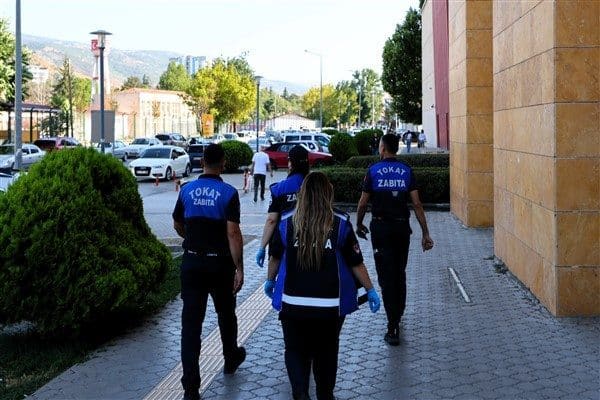 Kentin farklı noktalarında yapılan çalışmalarda, vatandaşların dini ve insani duygularını