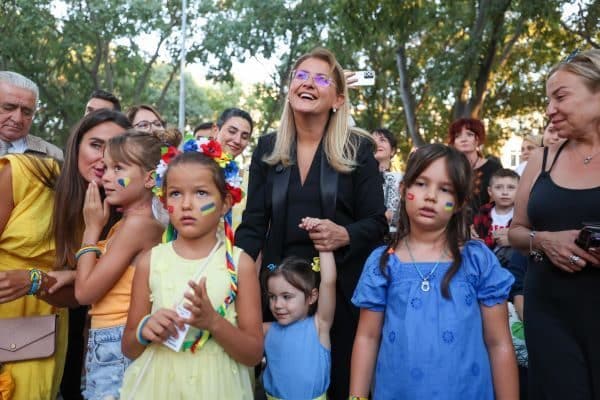 Yeşilköy’deki Ukrayna Parkı'nda düzenlenen etkinlikte el emeği göz nuru yöresel