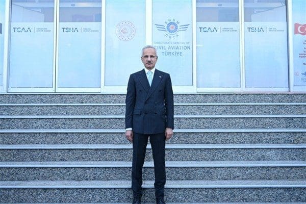 Ulaştırma ve Altyapı Bakanı Uraloğlu, Muş–Bulanık Yolu yapım çalışmalarını yerinde