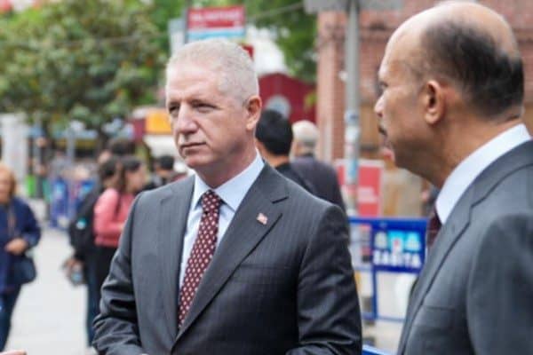 İstanbul Valisi Davut Gül, Silivri Belediyesi Kültür Merkezi’nde eğitim gören