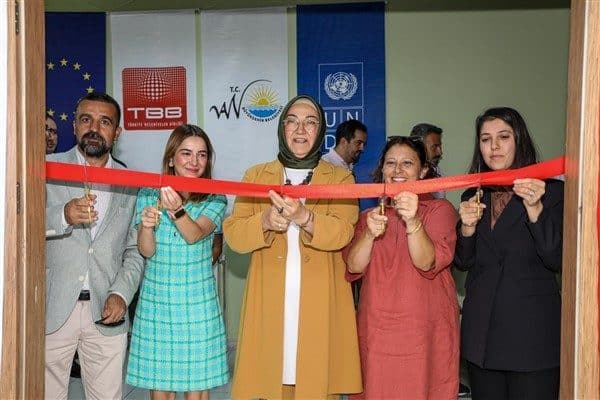 Gençlerin dijitalleşme ve inovasyon aracılığıyla teknolojik ve ekonomik değişimlerde aktif
